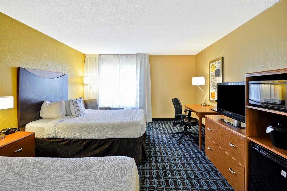 Fairfield Inn & Suites By Marriott Atlanta Vinings/Galleria Smyrna Extérieur photo
