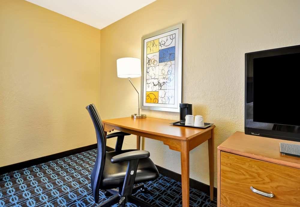 Fairfield Inn & Suites By Marriott Atlanta Vinings/Galleria Smyrna Extérieur photo